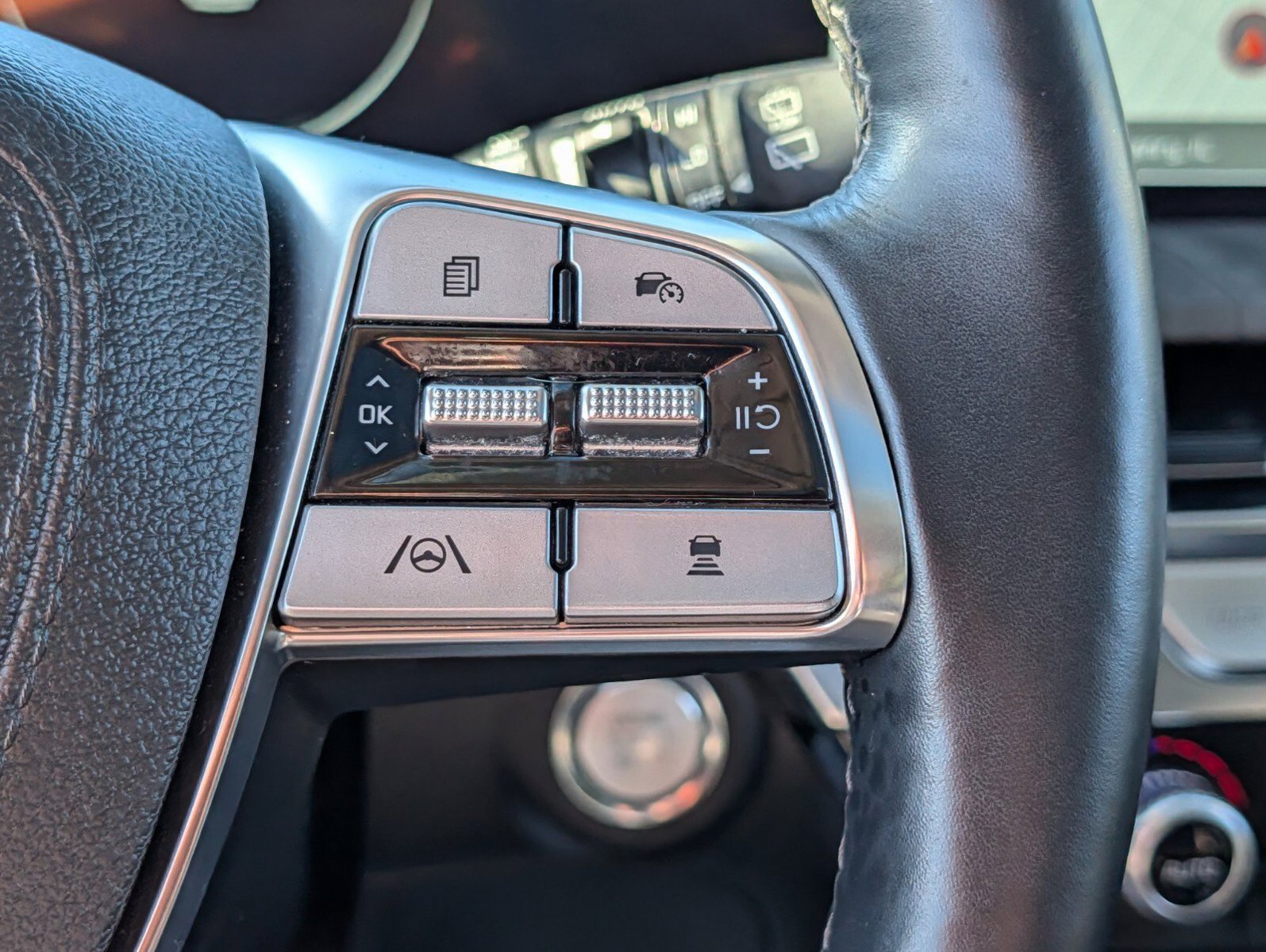 Used 2025 Kia Telluride SX Prestige AWD/4WD image 37