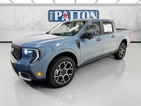 New 2026 Ford Maverick Lariat image 3