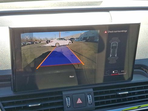 Used 2024 Audi Q5 2.0T Premium image 18