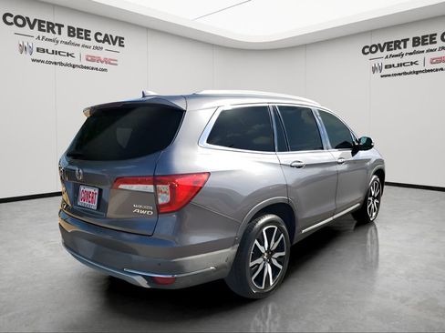 Used 2022 Honda Pilot Touring image 9