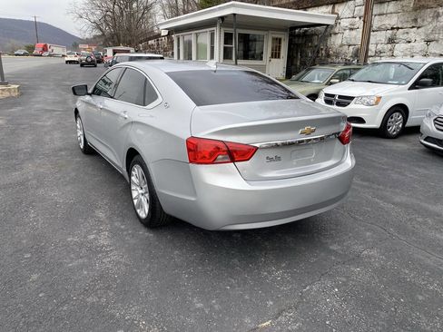 Used 2018 Chevrolet Impala LS image 3