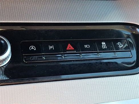 Used 2025 Ford Expedition Active image 25