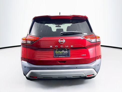 Used 2023 Nissan Rogue S image 7