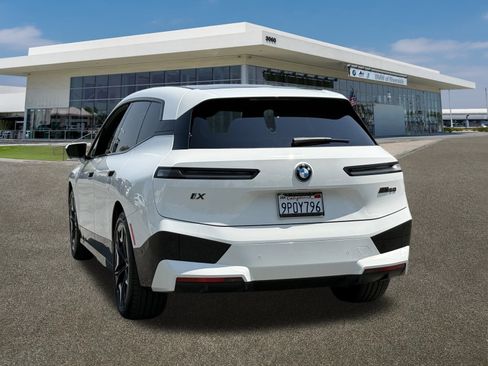 Used 2025 BMW iX M60 image 9