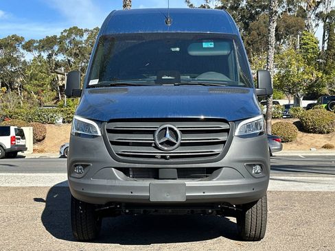 New 2025 Mercedes-Benz Sprinter 2500 image 8