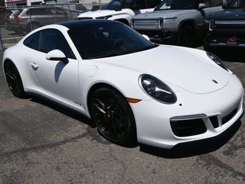 Used 2018 Porsche 911 GT3 RS image 29