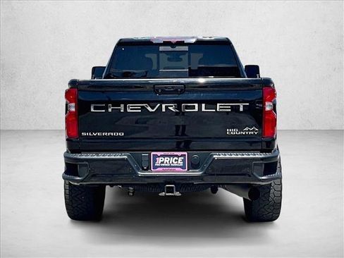 Used 2022 Chevrolet Silverado 2500 High Country w/ Safety Package II AWD/4WD image 4