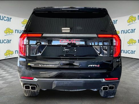 Used 2025 GMC Yukon AT4 w/ LPO, Floor Liner Package image 5