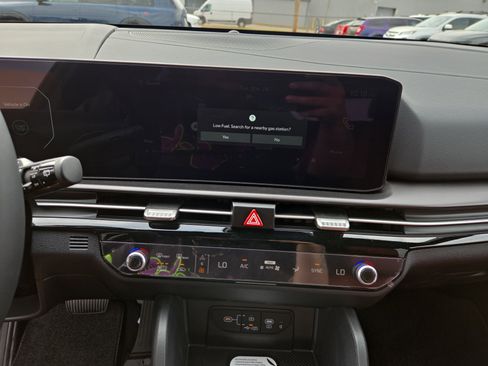 New 2026 Kia Sportage SX FWD image 11