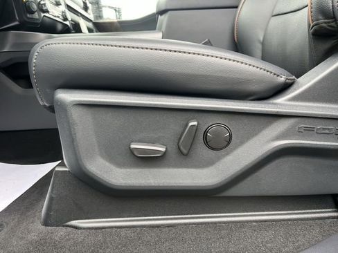 New 2026 Ford F250 Lariat w/ Lariat Premium Package image 16