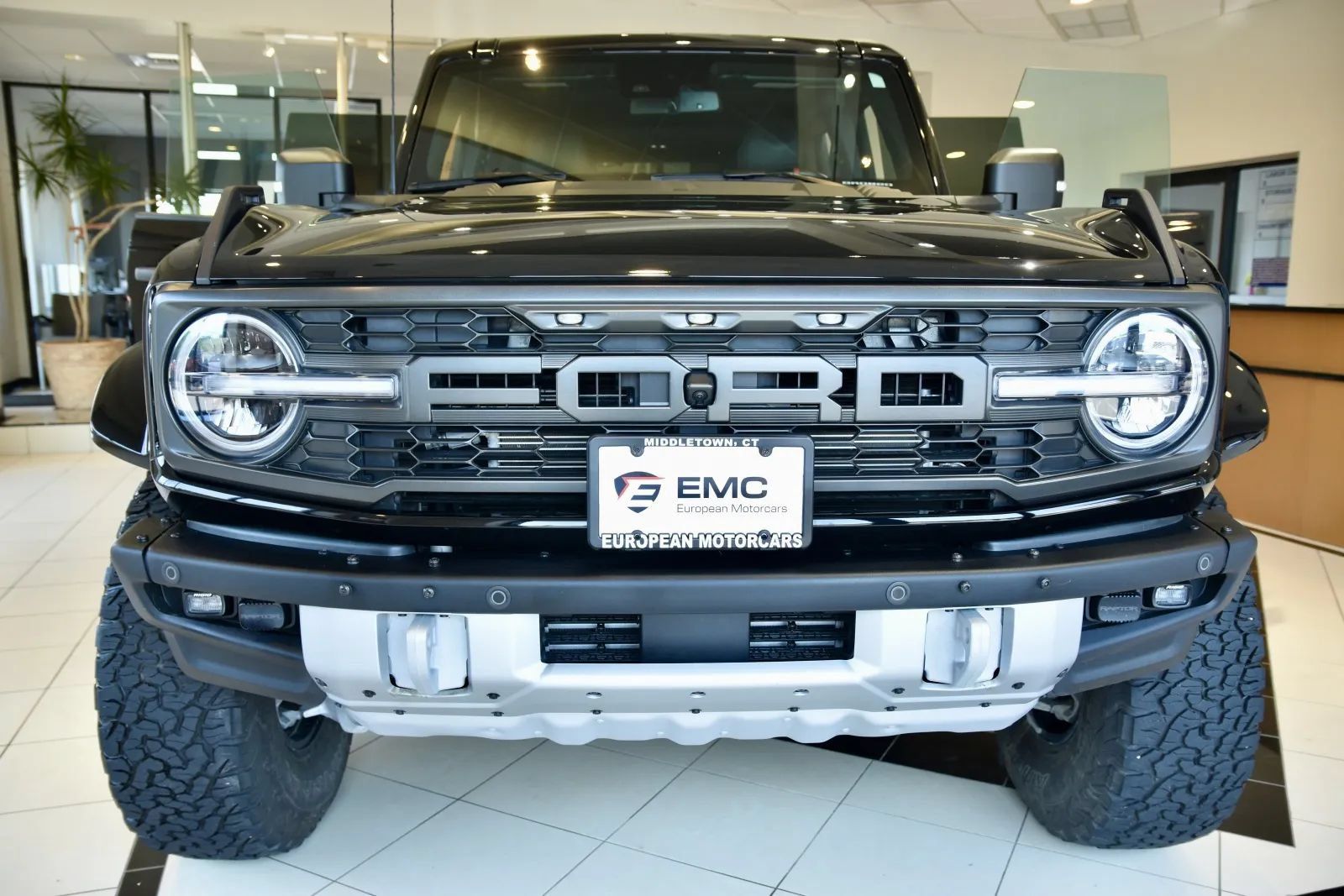 Used 2024 Ford Bronco Raptor AWD/4WD image 2