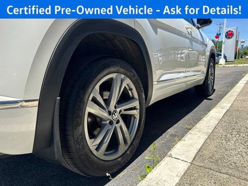 Certified 2024 Volkswagen Atlas Cross Sport SEL R-Line AWD/4WD image 27