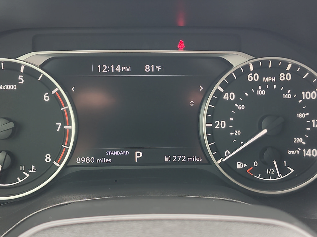 Used 2025 Nissan Rogue SV w/ SV Premium Package FWD image 32