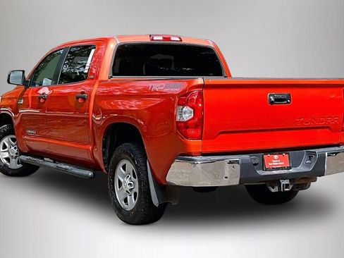 Used 2016 Toyota Tundra SR5 w/ TRD Off Road Package AWD/4WD image 4