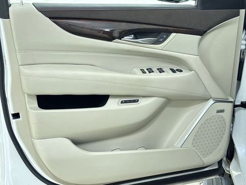 Certified 2016 Cadillac Escalade ESV Premium image 23