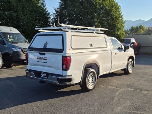 Used 2022 GMC Sierra 1500 Pro w/ Pro Value Package AWD/4WD image 3