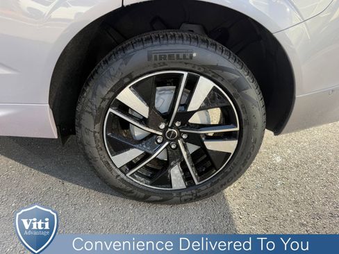 New 2026 Volvo XC60 B5 Plus w/ Protection Package Premier image 10