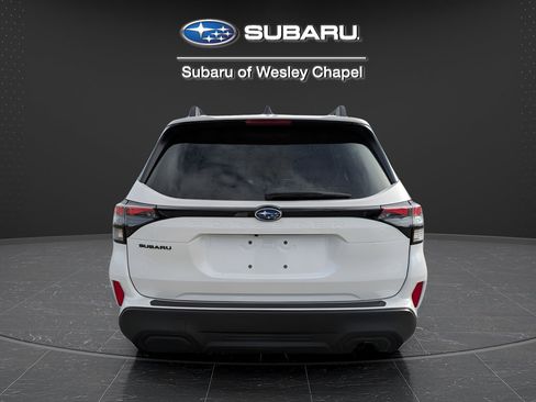 Used 2026 Subaru Forester Premium AWD/4WD image 6
