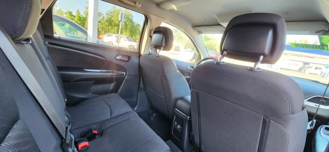 Used 2018 Dodge Journey SE FWD image 15