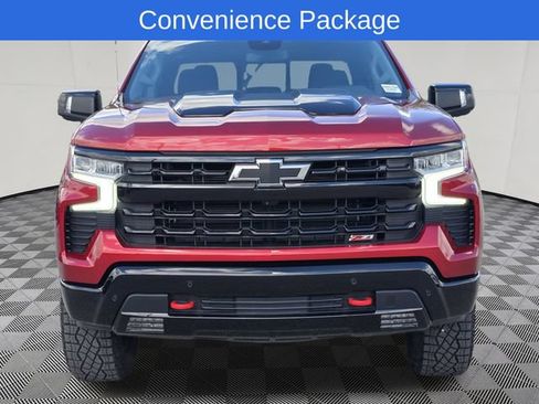 Used 2025 Chevrolet Silverado 1500 LT Trail Boss w/ Convenience Package II AWD/4WD image 2