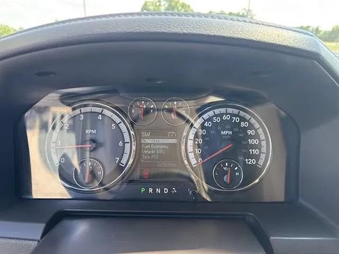 Used 2010 Dodge Ram 1500 Truck Laramie AWD/4WD image 10