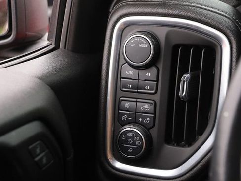 Used 2022 Chevrolet Silverado 1500 RST AWD/4WD image 20