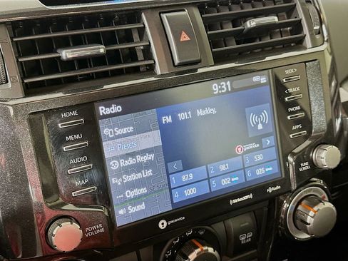 Used 2023 Toyota 4Runner 40th Anniversary SE AWD/4WD image 16
