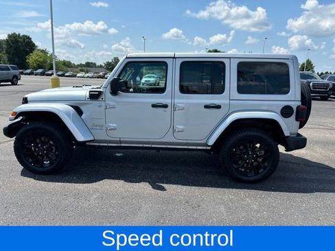 Used 2024 Jeep Wrangler Unlimited Sahara image 10
