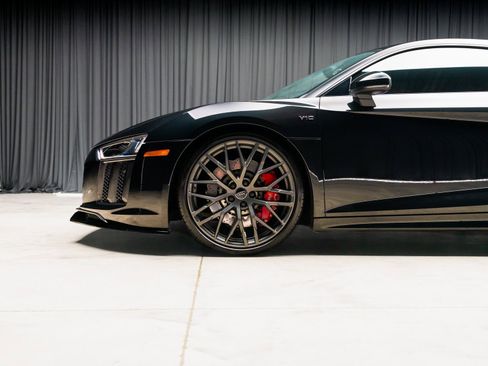 Used 2018 Audi R8 V10 image 22