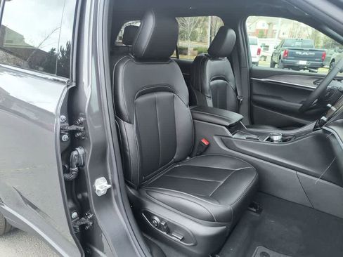 New 2026 Jeep Grand Cherokee Limited image 25