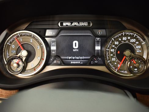 Used 2020 RAM 3500 Limited image 26