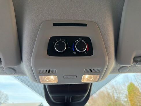 Used 2024 Ford Transit 350 XLT image 30