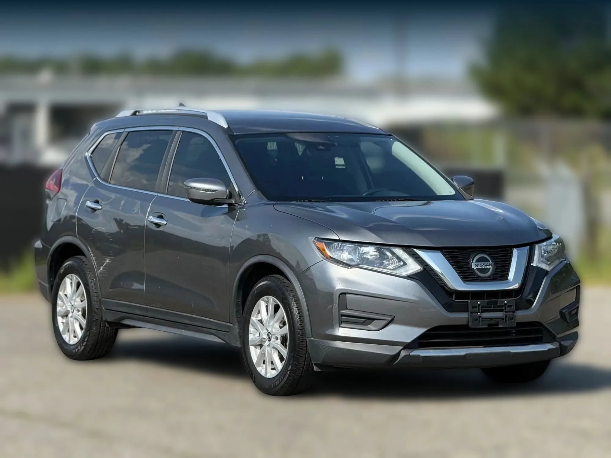 Used 2019 Nissan Rogue SV FWD image 1