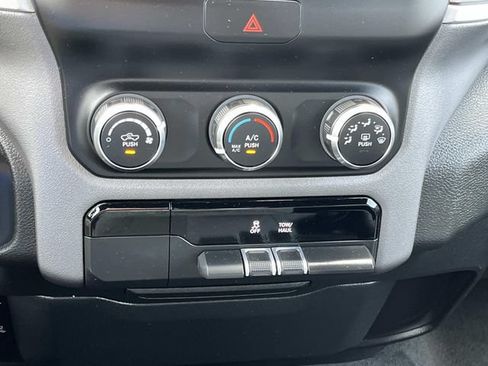 Used 2022 RAM 1500 Big Horn AWD/4WD image 31