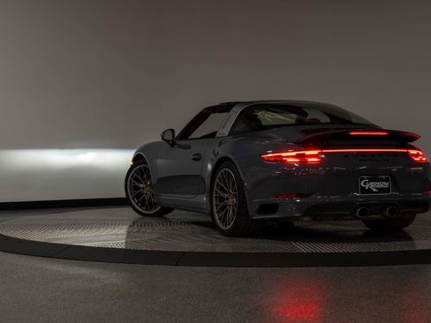 Used 2017 Porsche 911 Targa 4S AWD/4WD image 38