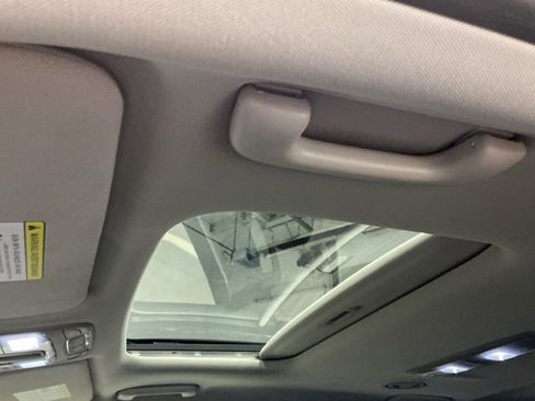 Used 2021 Kia Telluride S image 4