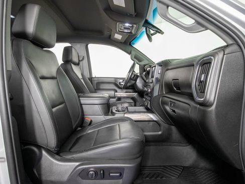 Used 2020 Chevrolet Silverado 2500 LTZ w/ LTZ Plus Package AWD/4WD image 9