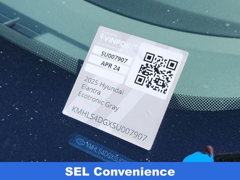 Certified 2025 Hyundai Elantra SEL FWD image 22