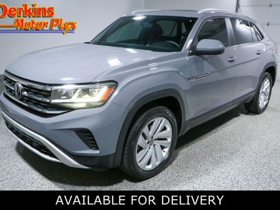Used 2021 Volkswagen Atlas Cross Sport SE w/ Panoramic Sunroof Package