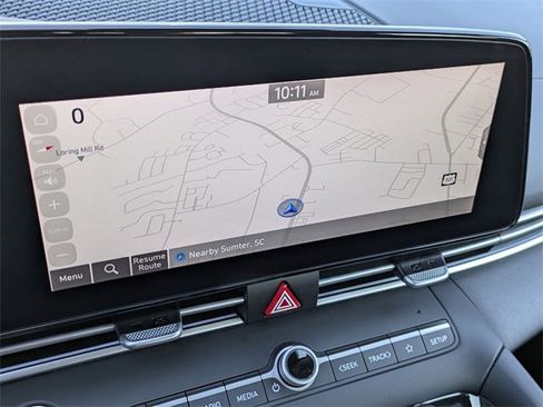 Used 2024 Hyundai Elantra SEL image 20