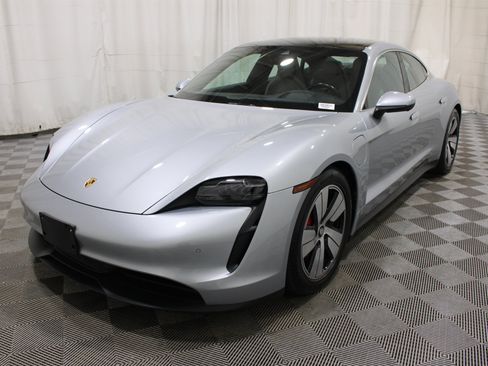 Used 2021 Porsche Taycan 4S AWD/4WD image 34