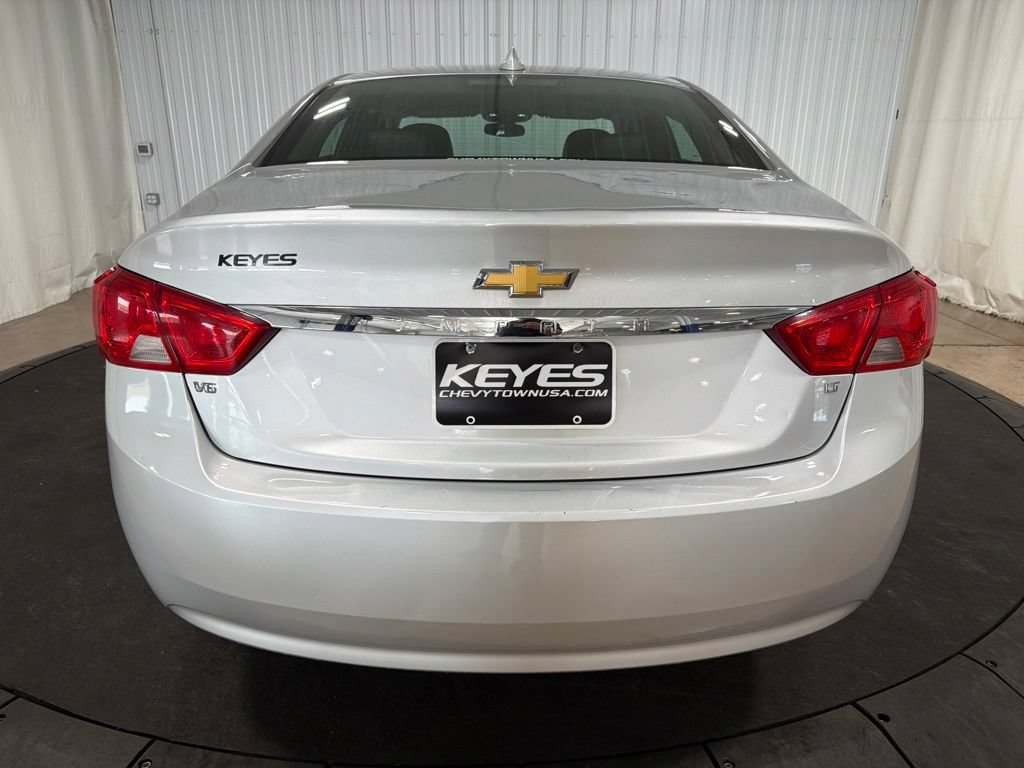 Used 2016 Chevrolet Impala LT FWD image 7