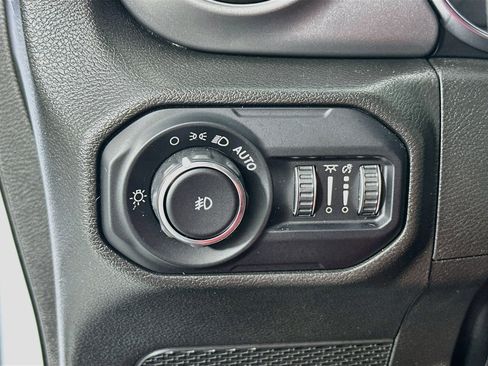 Used 2022 Jeep Wrangler Unlimited Sport AWD/4WD image 10