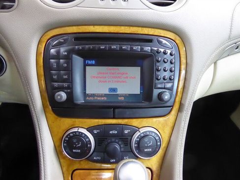 Used 2004 Mercedes-Benz SL 500 image 10