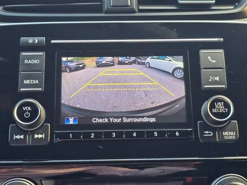 Used 2017 Honda CR-V LX image 10