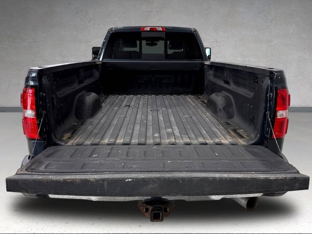 Used 2018 GMC Sierra 3500 SLE w/ SLE Preferred Package AWD/4WD image 10