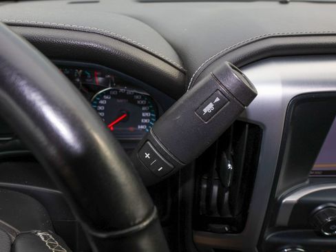 Used 2018 GMC Sierra 1500 SLT AWD/4WD image 21