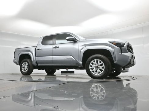 Used 2024 Toyota Tacoma SR5 image 48