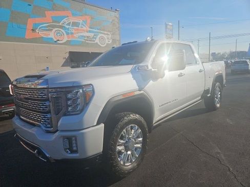 Used 2022 GMC Sierra 2500 Denali w/ Denali Ultimate Package image 4
