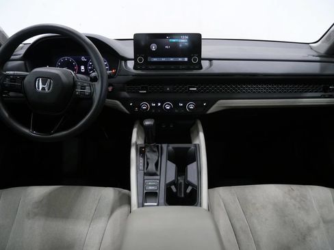 Used 2023 Honda Accord EX image 11